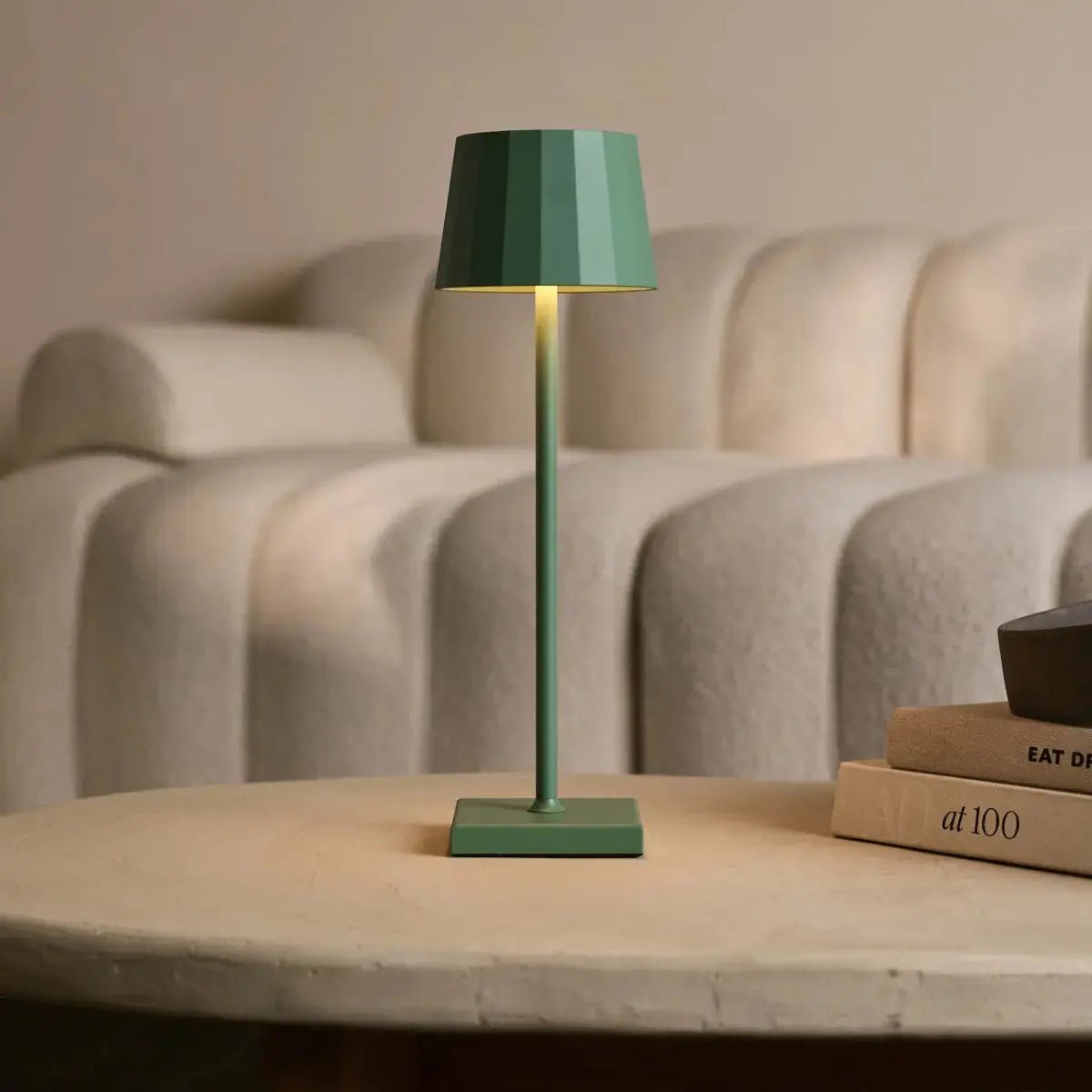 Lampe de table rechargeable verte