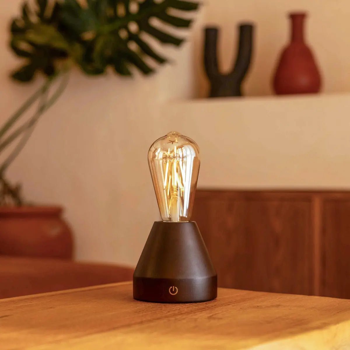 Lampe de table LED rechargeable sans fil - marron foncé