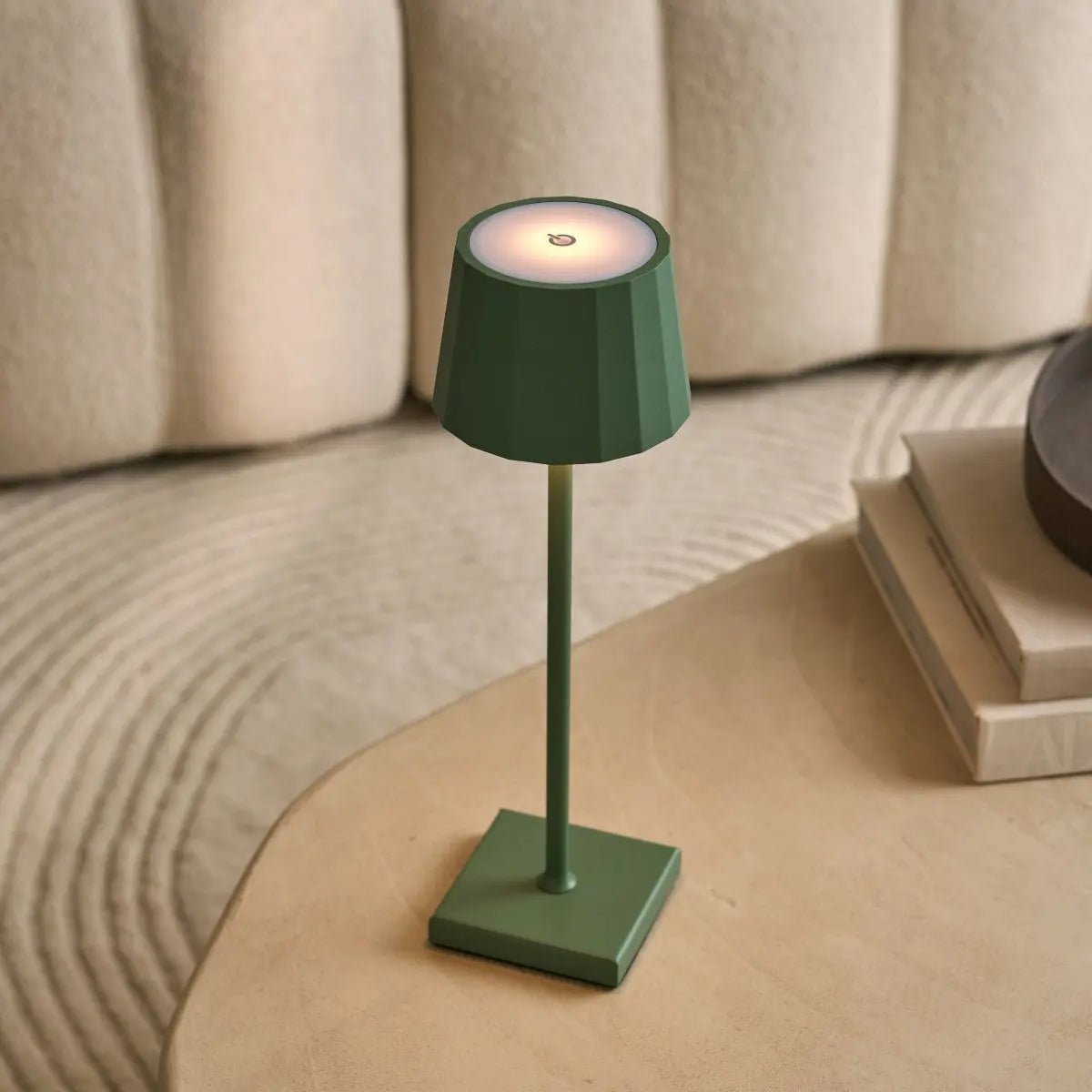 Lampe de table rechargeable verte