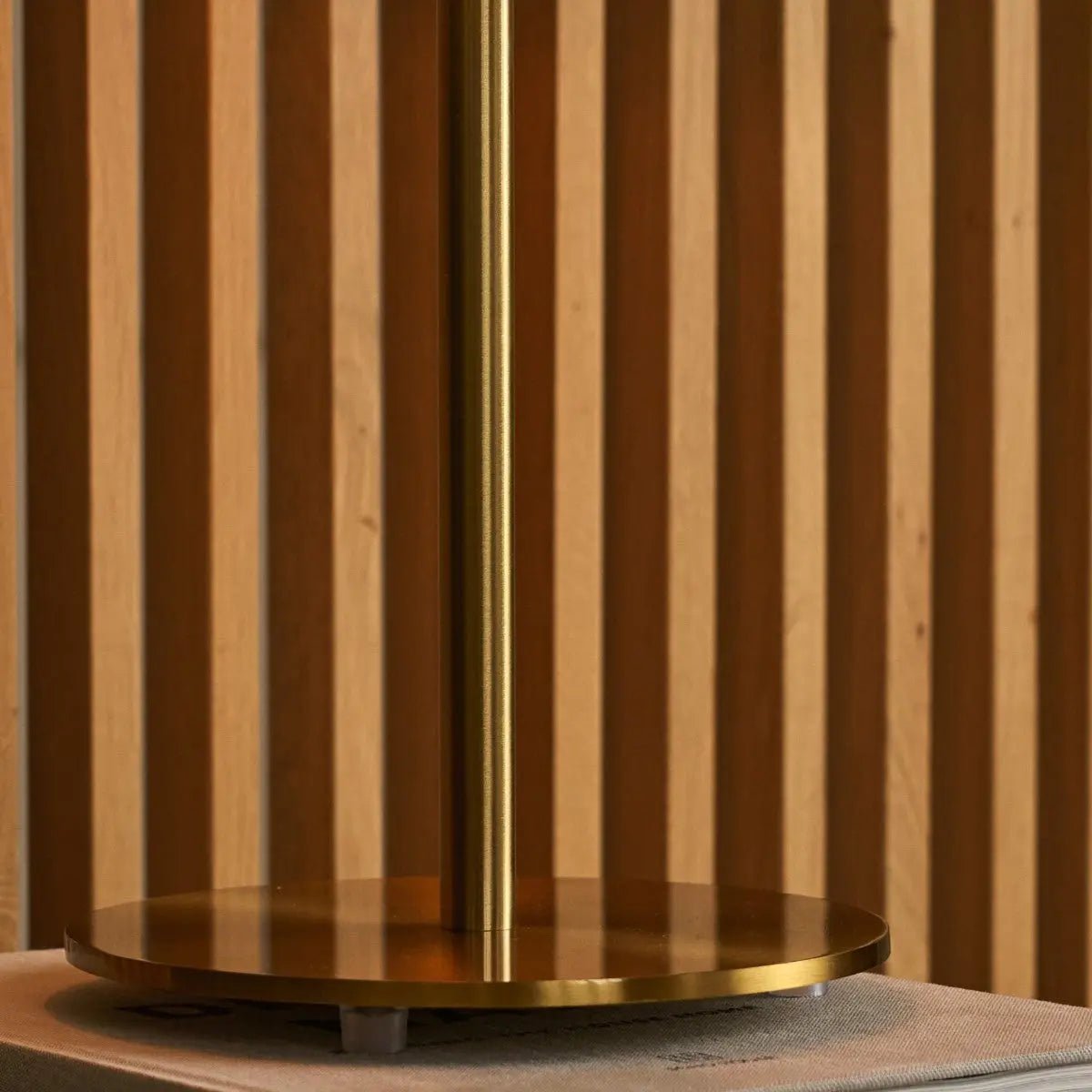 Lola Gold &amp; Black Table Lamp – Elegant Metal Design with On/Off Switch