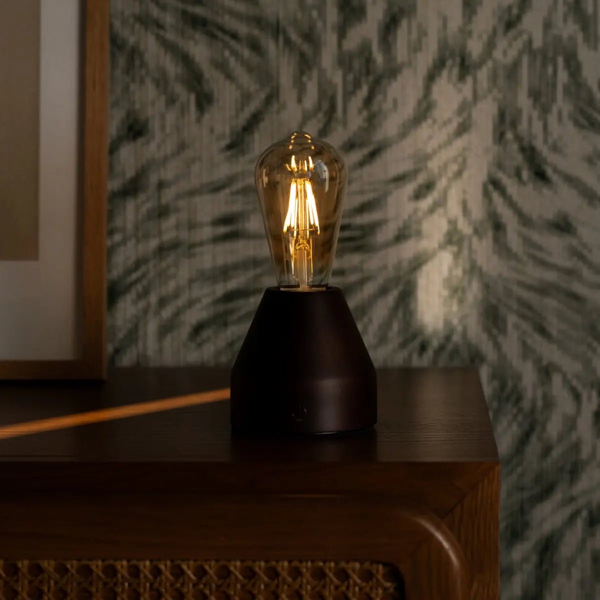 Lampe de table LED rechargeable sans fil - marron foncé